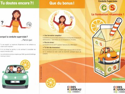 "Brochure de promotion pour la conduite supervisée à Rennes par Codes Rousseau. Présente les avantages de la conduite supervisée : acquérir de l'expérience et de la confiance au volant, continuer à consolider les acquis en cas d'échec au permis, et contraintes plus souples que l'AAC. Illustrations avec une femme expliquant les bénéfices, une voiture avec un jeune conducteur et son accompagnateur, et un visuel de carton de jus symbolisant la formation vitaminée